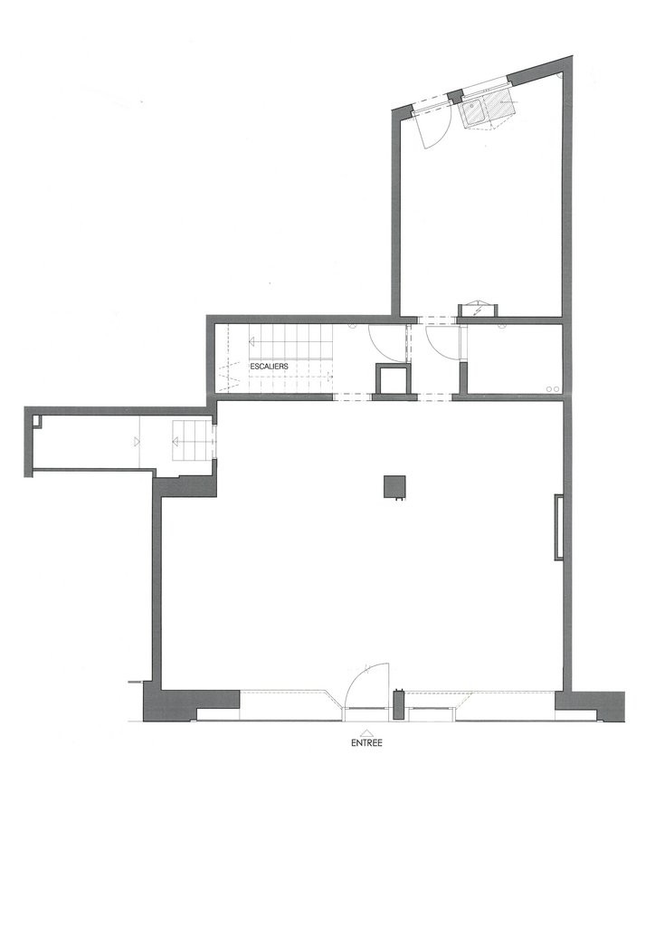 162m² shop