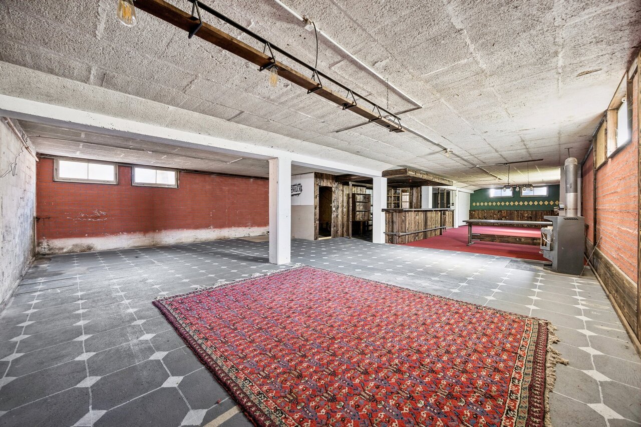 569m² commercial, photo 10 sur 10