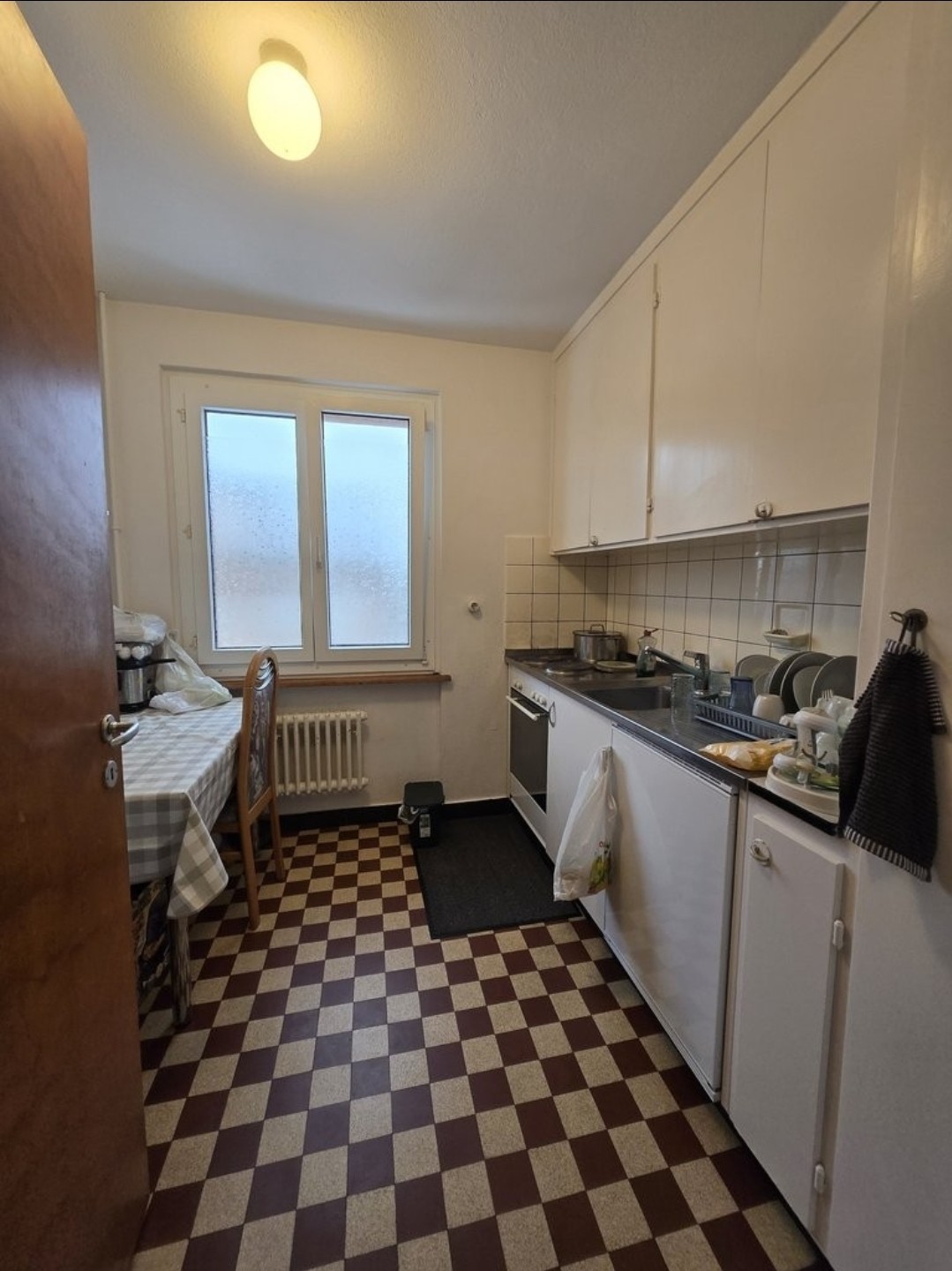 Chambre en colocation ou reprise de bail pour appartement semi-meublé

Description
Appartement semi-meublé idéal pour une colocation ou pour une reprise complète de bail. Grande intimité, car le bailleur ne réside pas dans l'appartement.

Répartition : 2 pièces, salon, cuisine séparée, salle de bain