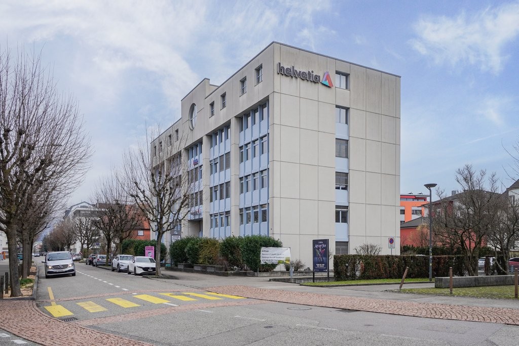 470m² office