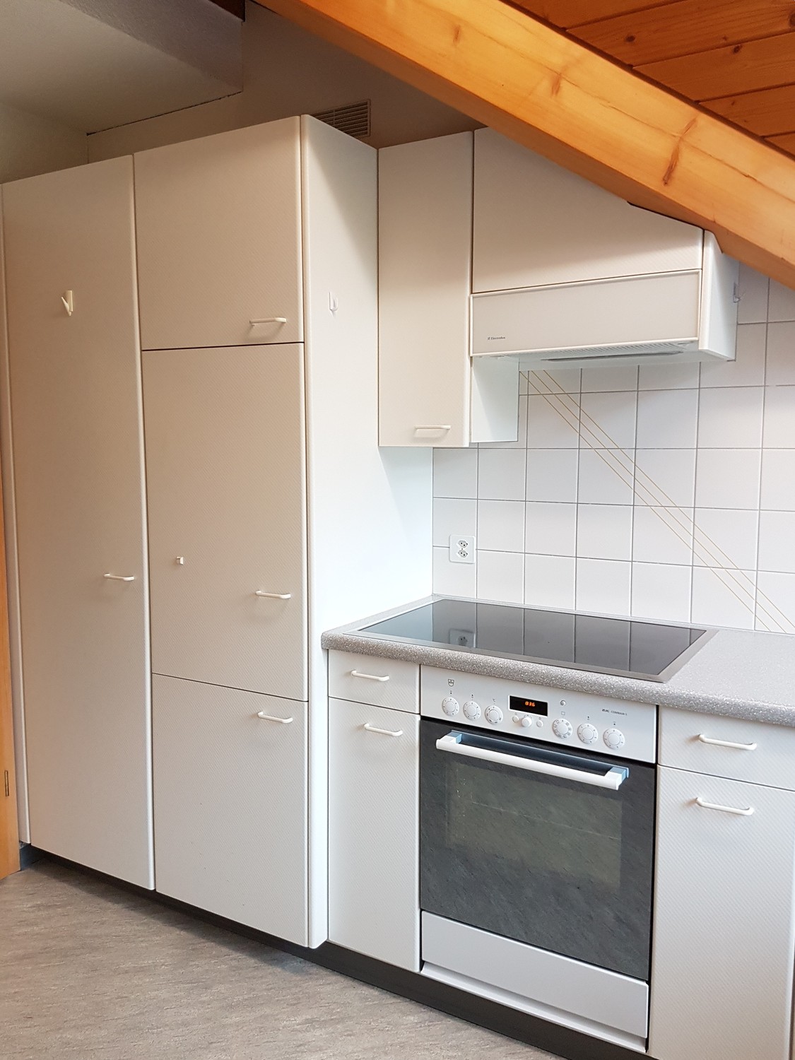 Appartement de toit de 2 pièces, photo 3 sur 10