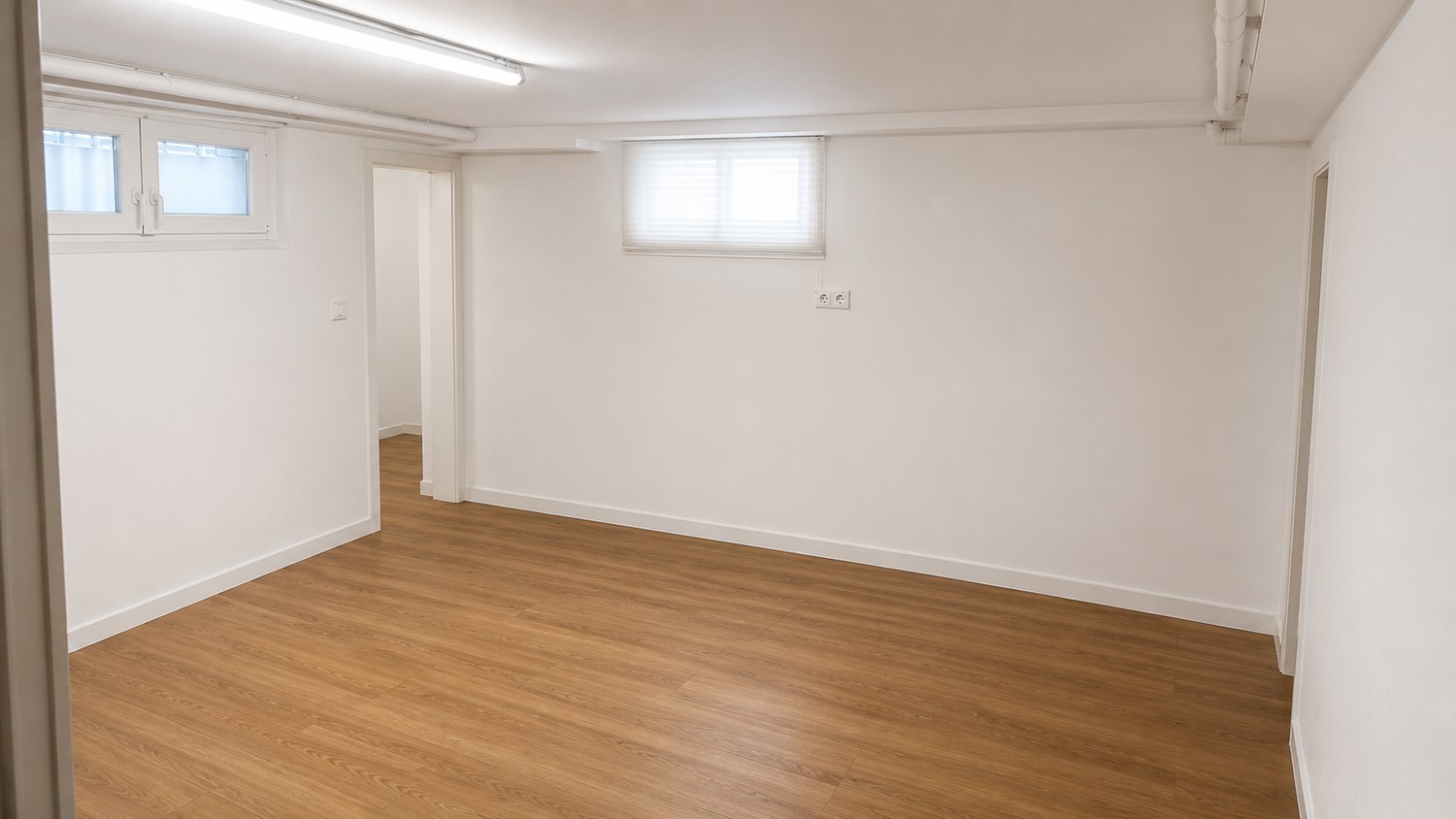 110m² commercial