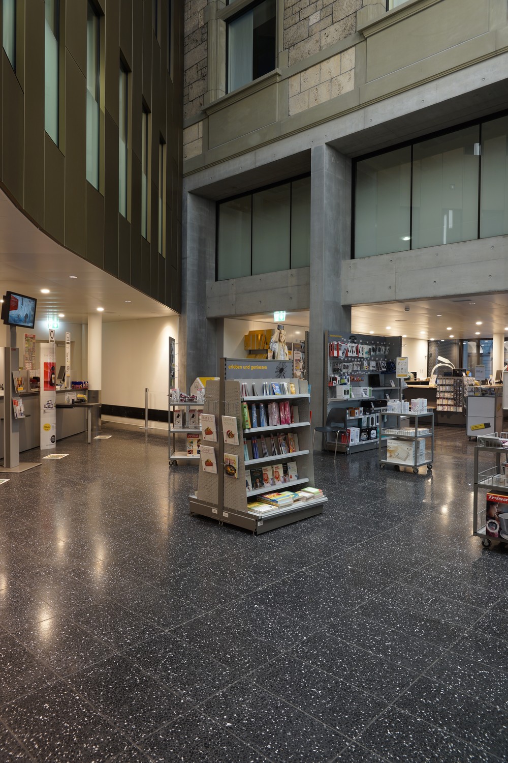 Grand magasin de 430m²