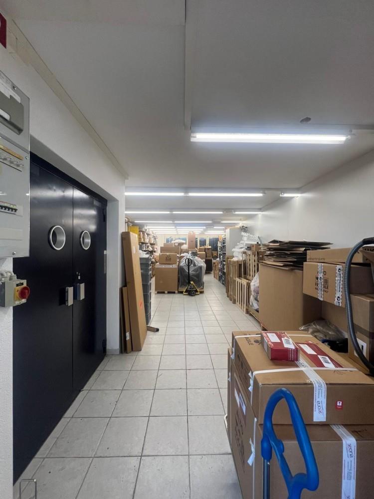254m² de commerce, photo 10 sur 10