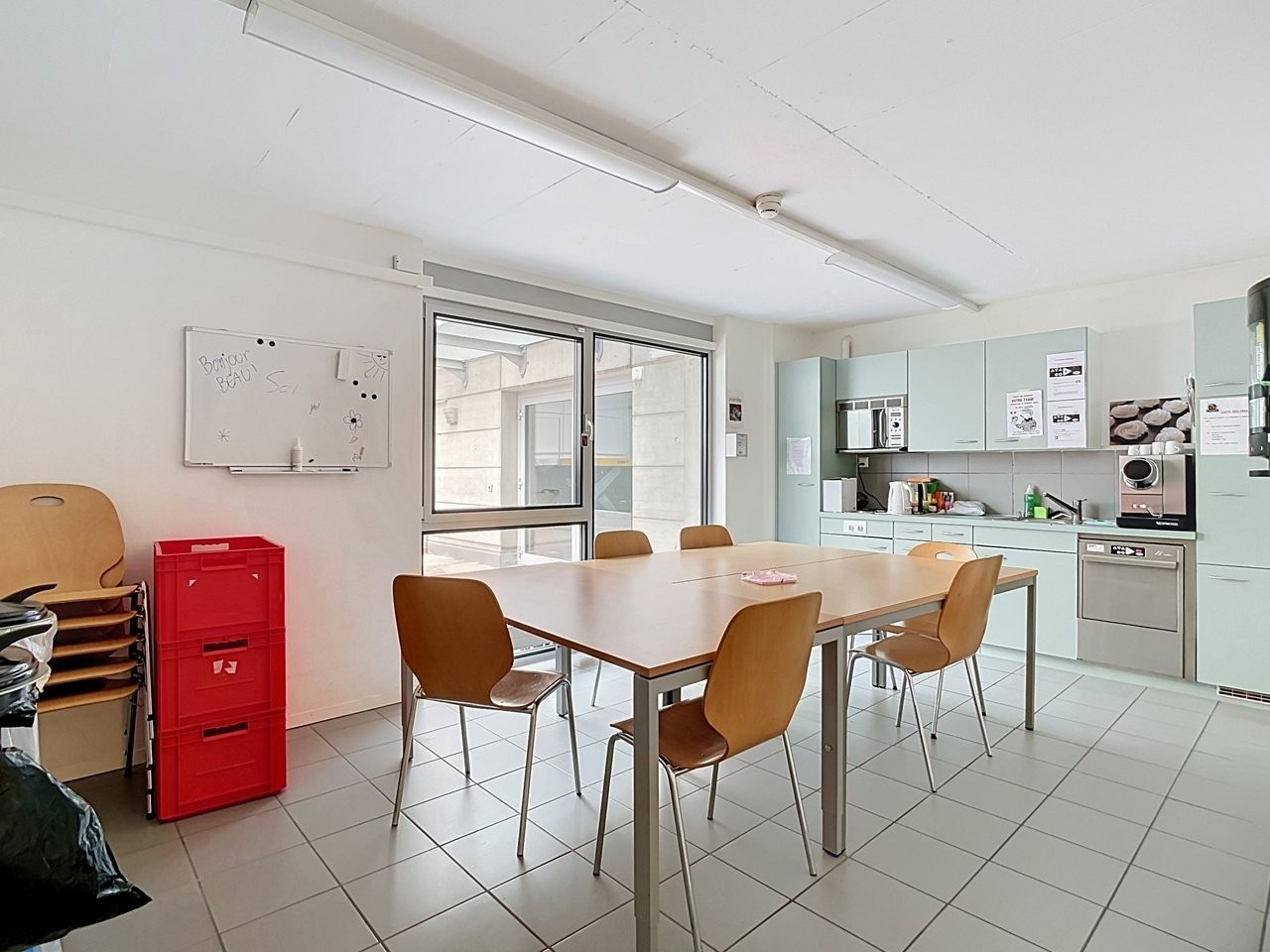 860m² commercial, photo 7 sur 10