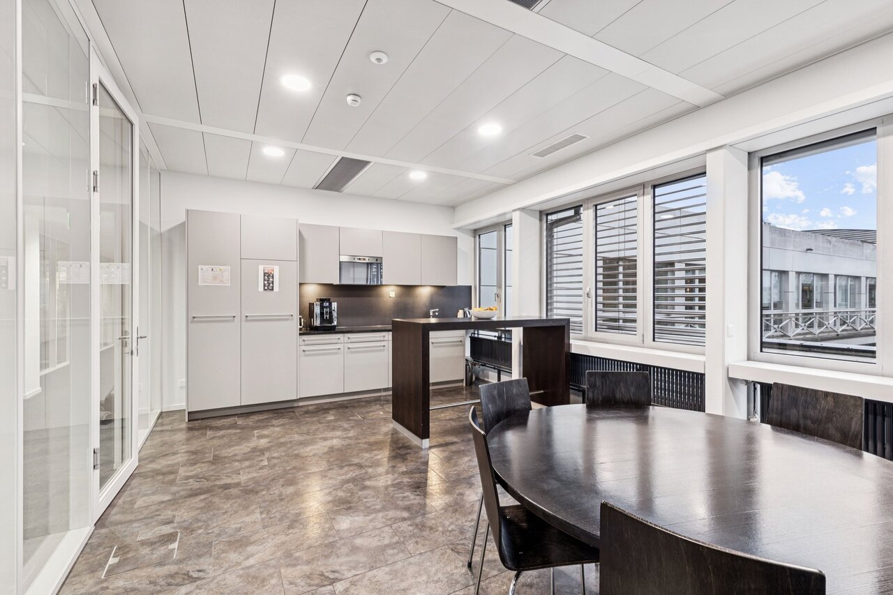 288m² bureau