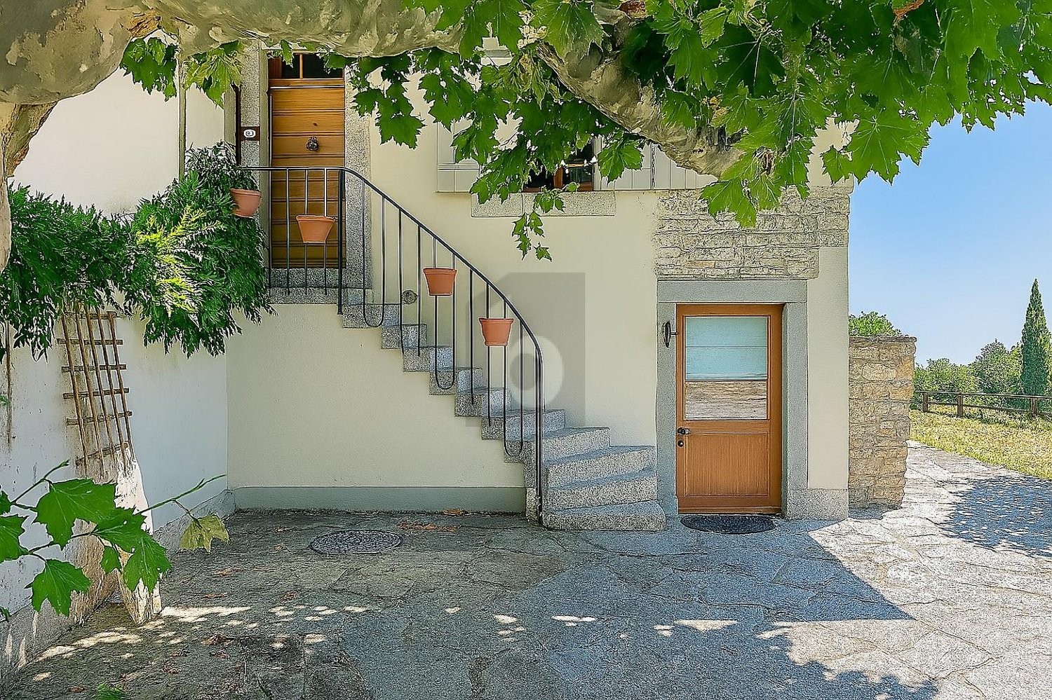 6 rooms duplex house