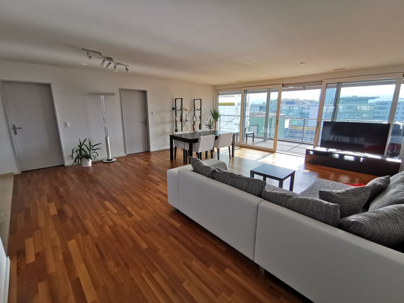 Chambre en colocation, photo 1 sur 8