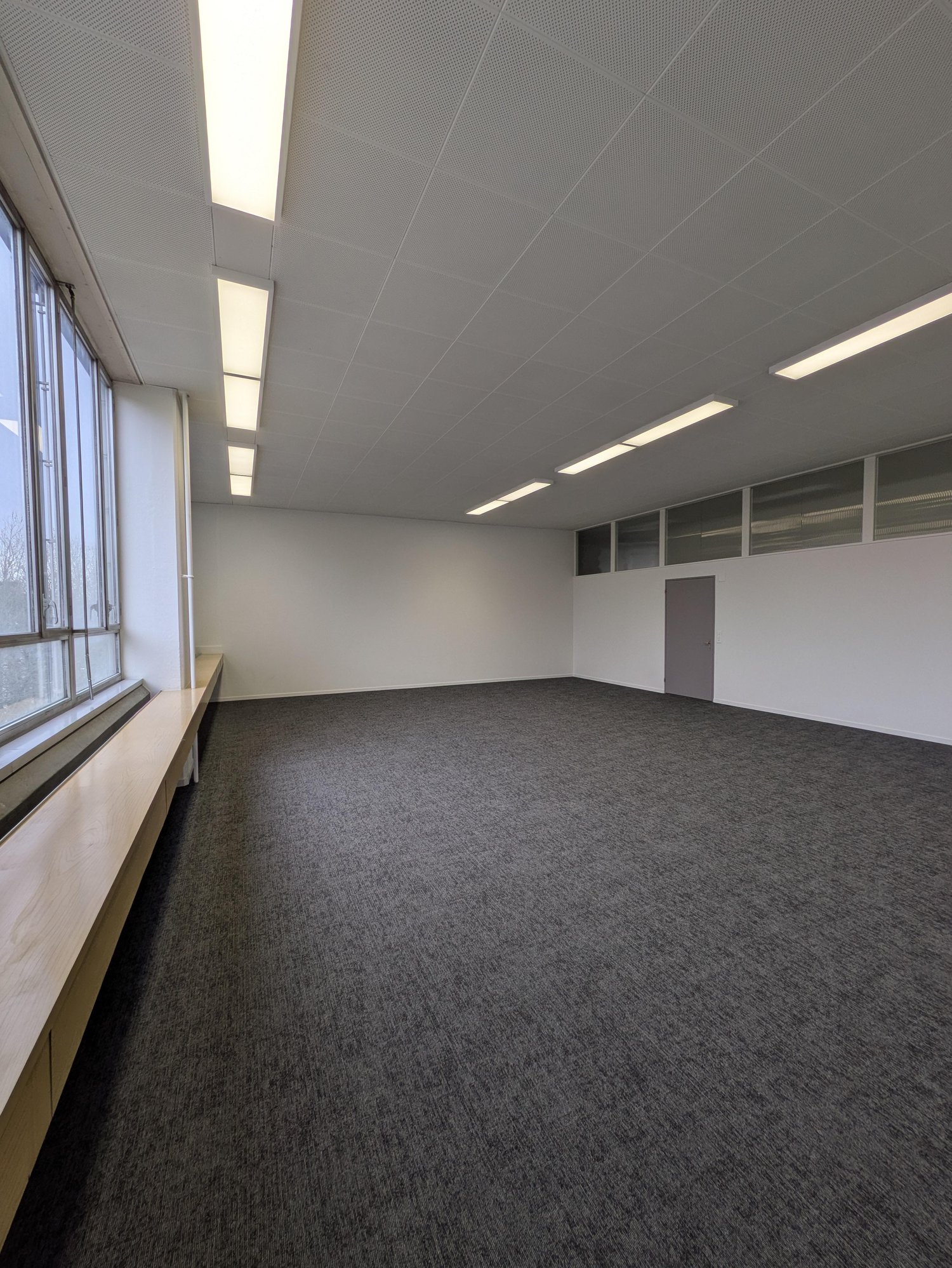 188m² bureau, photo 5 sur 5