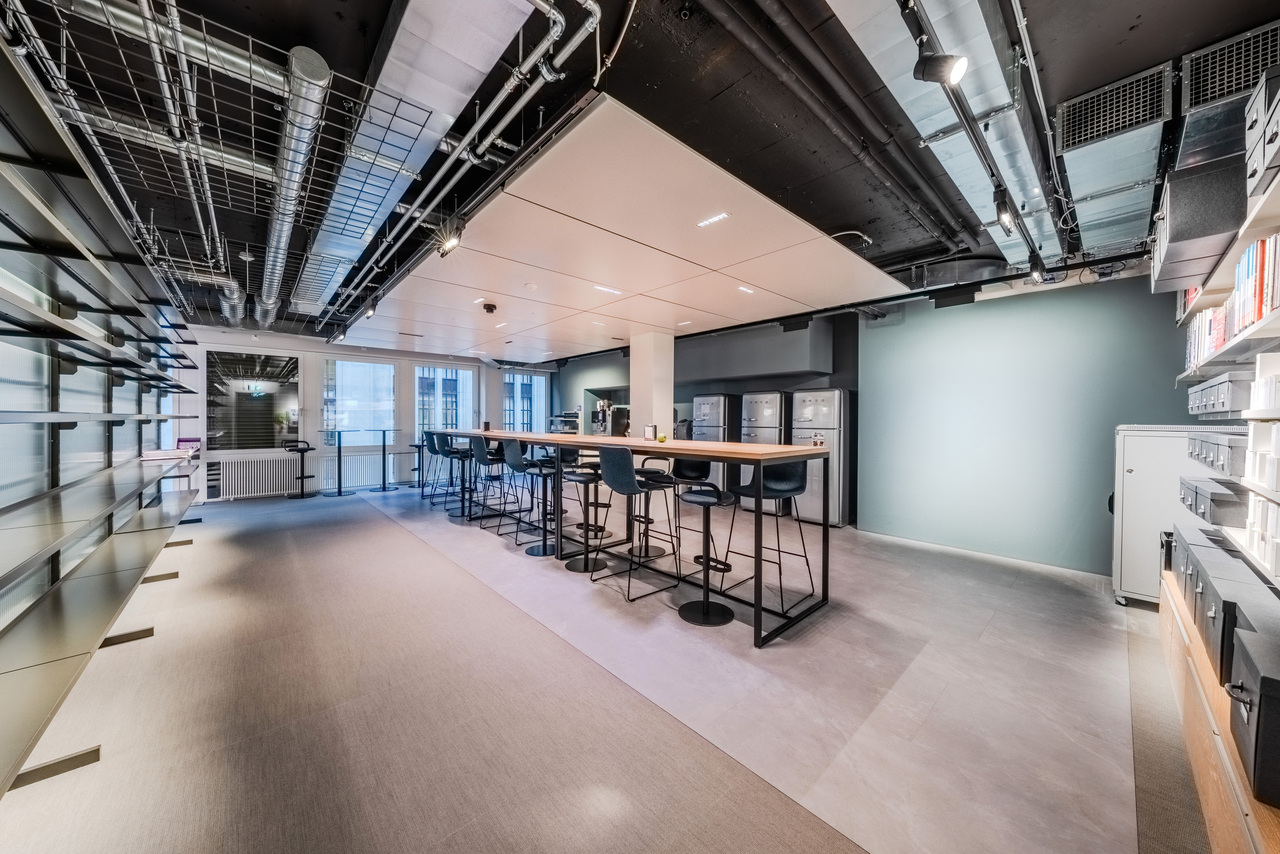 2300m² bureau