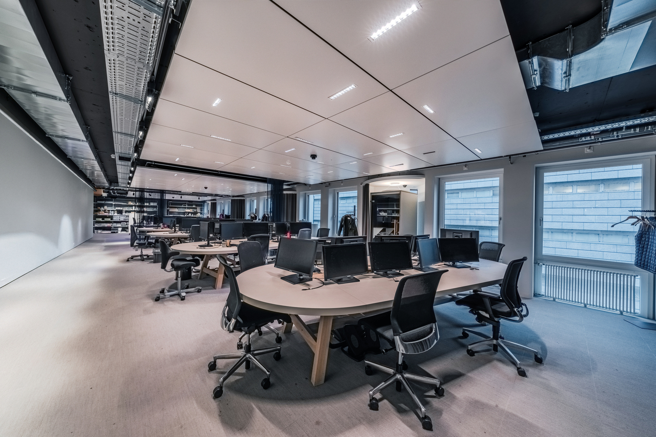 2300m² bureau
