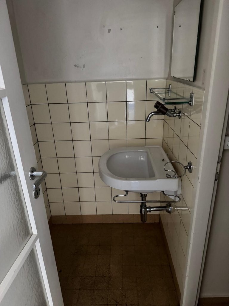 60m² shop, photo 3 sur 5