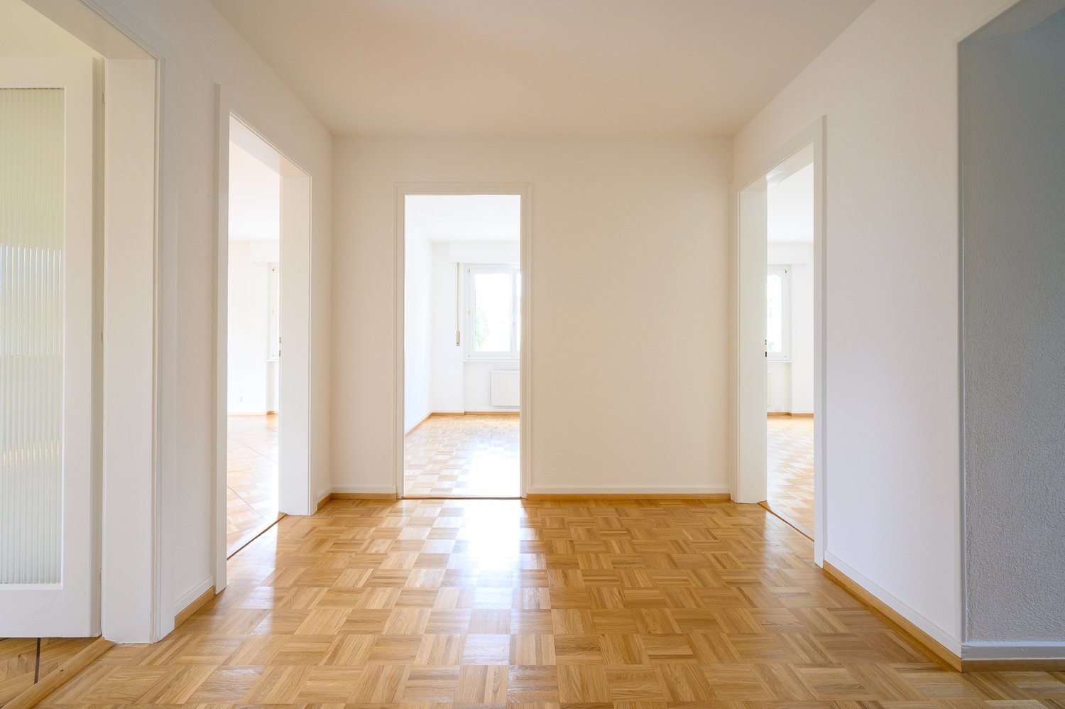 5 rooms apartment