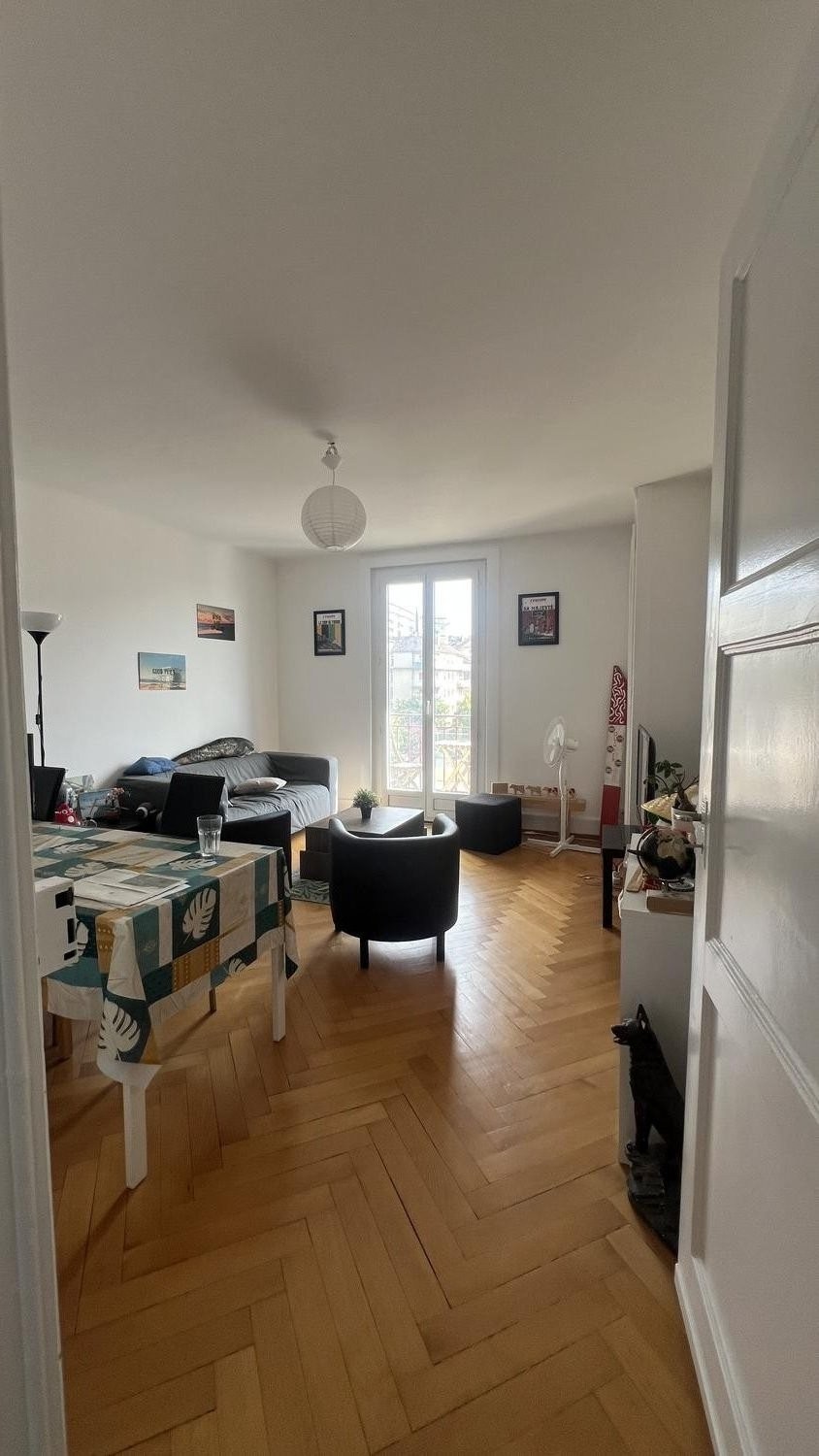 Room in a shared flat, photo 1 sur 4