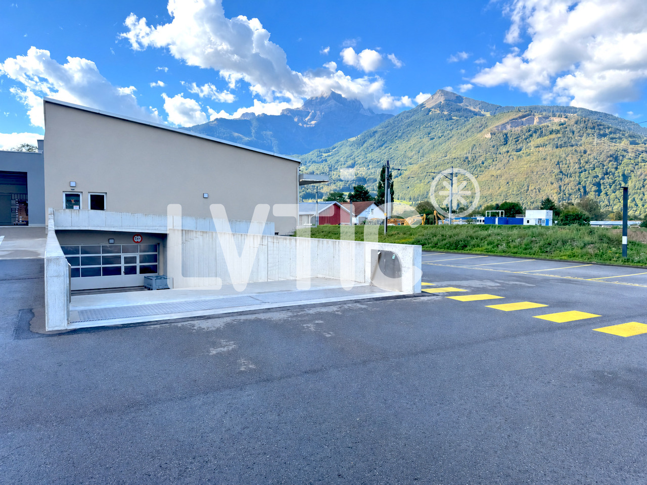 620m² industrial object