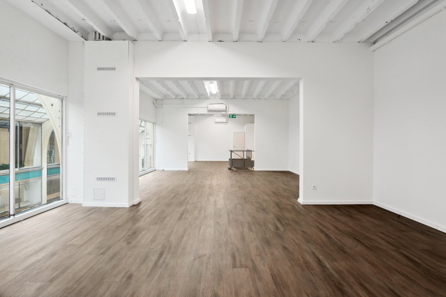 165m² shop, photo 9 sur 9