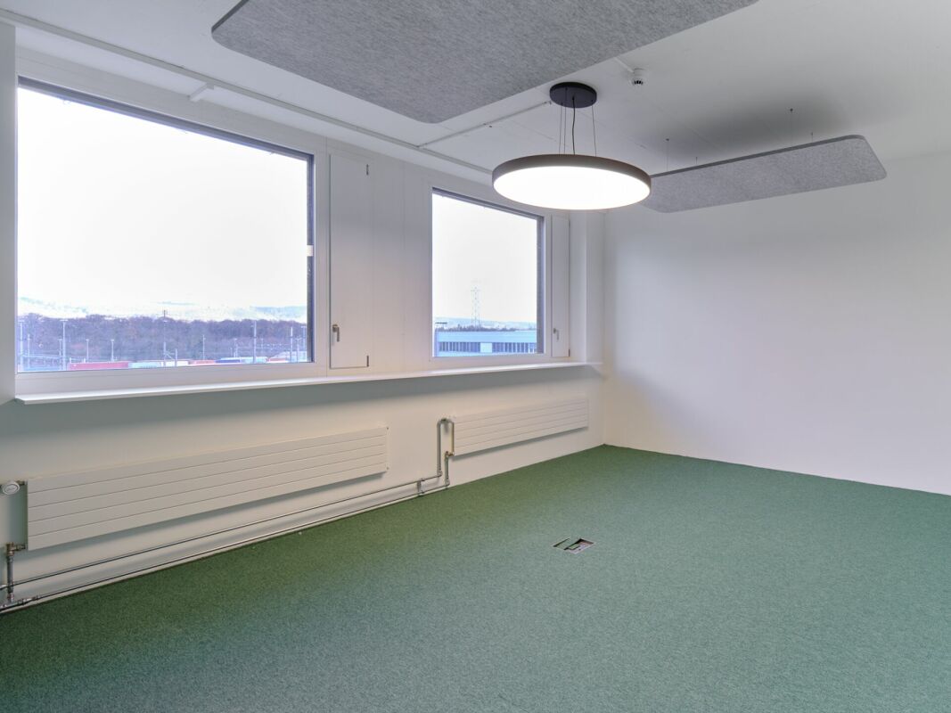 699m² bureau