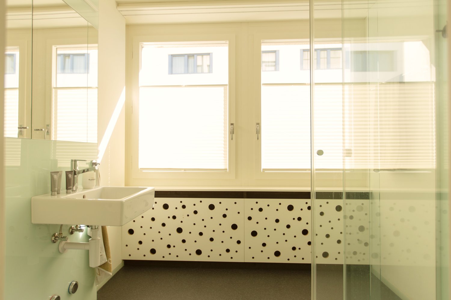 1 room furnished flat, photo 3 sur 6