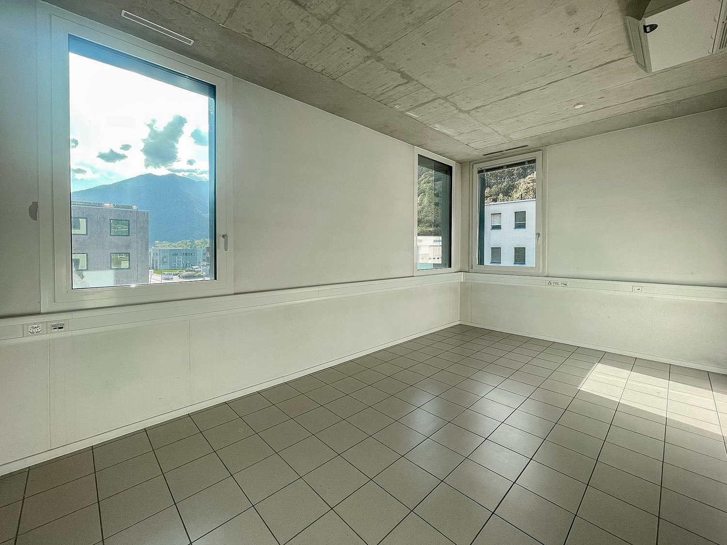 245m² bureau
