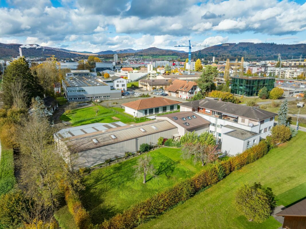 209m² office