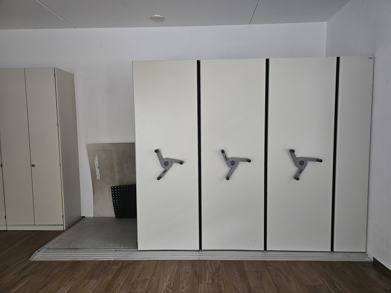 60m² de bureaux