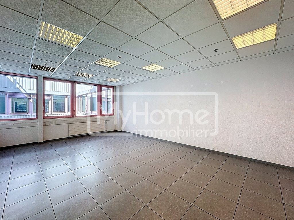 516m² shop, photo 9 sur 10