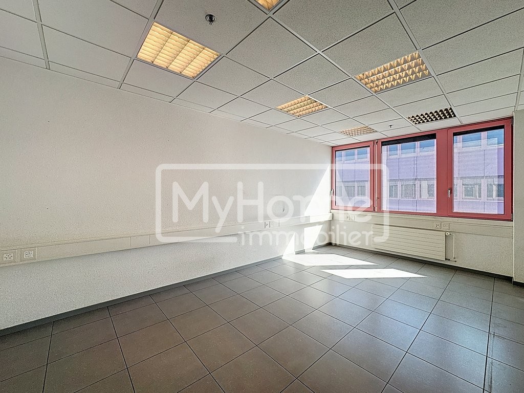 516m² shop, photo 3 sur 10