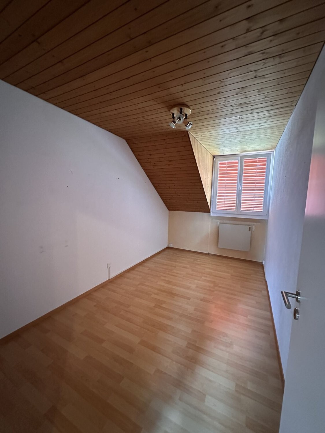 Appartement de 5 ½ pièces sous les combles, photo 3 sur 10