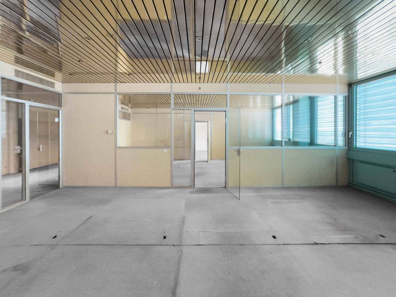 231m² office