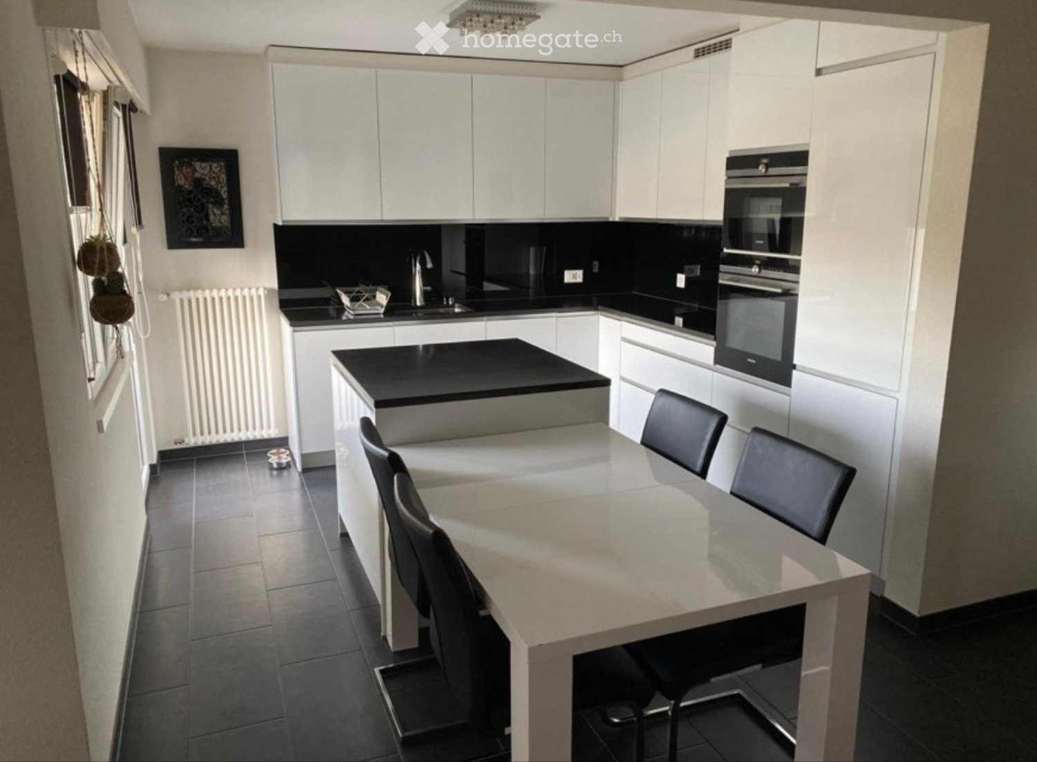 4 rooms apartment, photo 1 sur 5