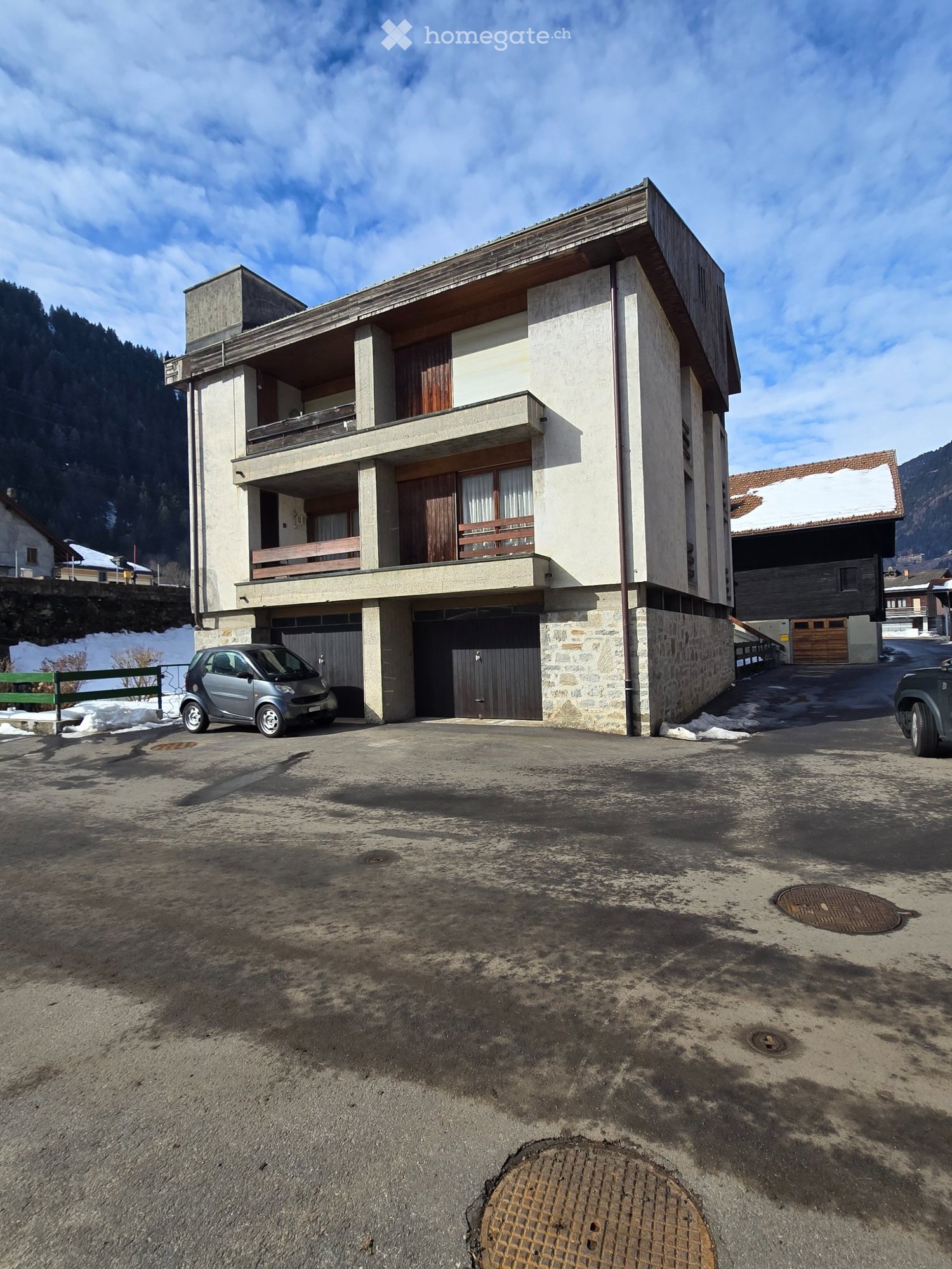 Appartement de 4 pièces

A louer dès le 01.12.2026 appartement à Ambri avec cuisine ouverte sur le séjour, deux chambres à coucher, salle de bain, et une autre chambre sous les combles. Loyer CHF 1'050.- + CHF 100.- d'acompte de charges. Grenier, cave et buanderie à disposition. Place de parc extéri, photo 5 sur 5