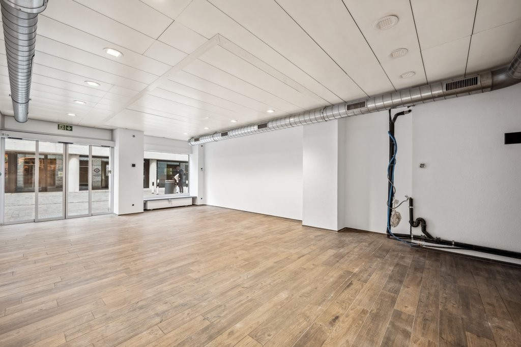 Commerce de 65m²