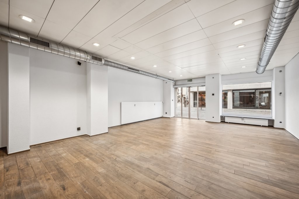 Commerce de 65m²