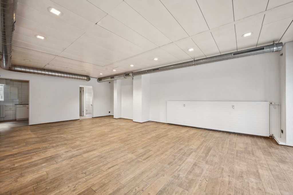 Commerce de 65m²