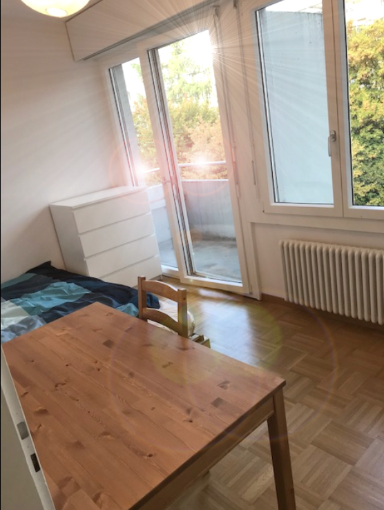 Chambre en colocation, photo 1 sur 5