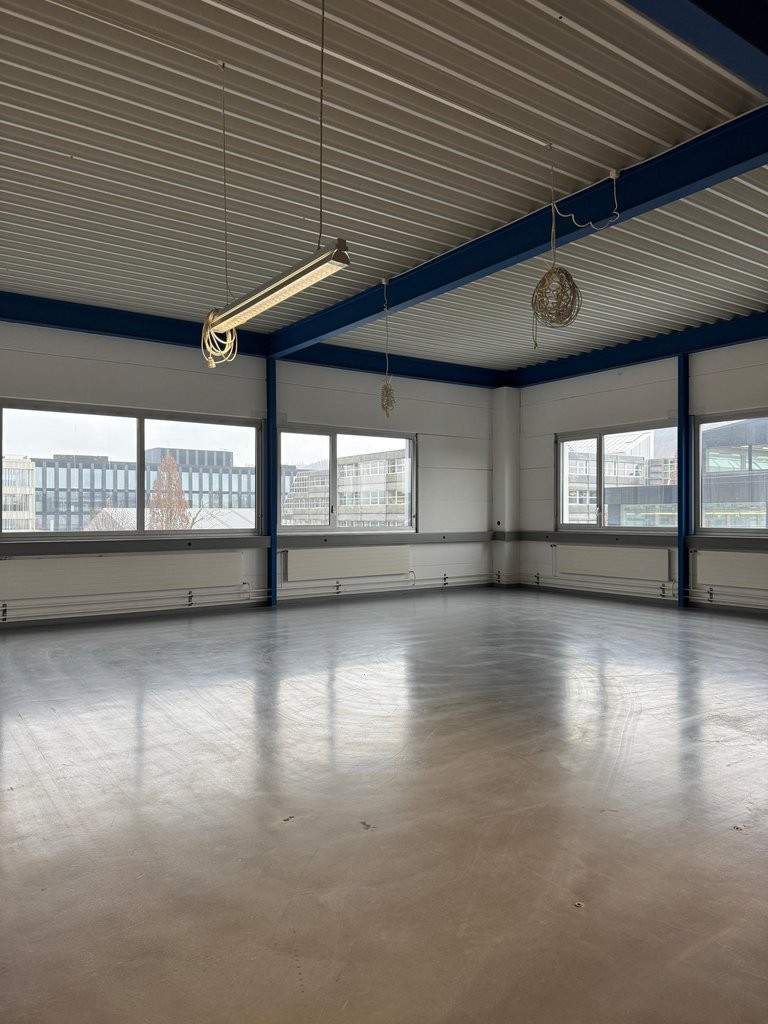 605m² commercial, photo 3 sur 9
