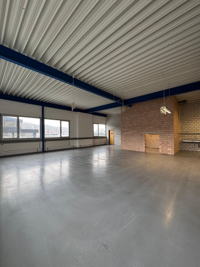605m² commercial, photo 2 sur 9