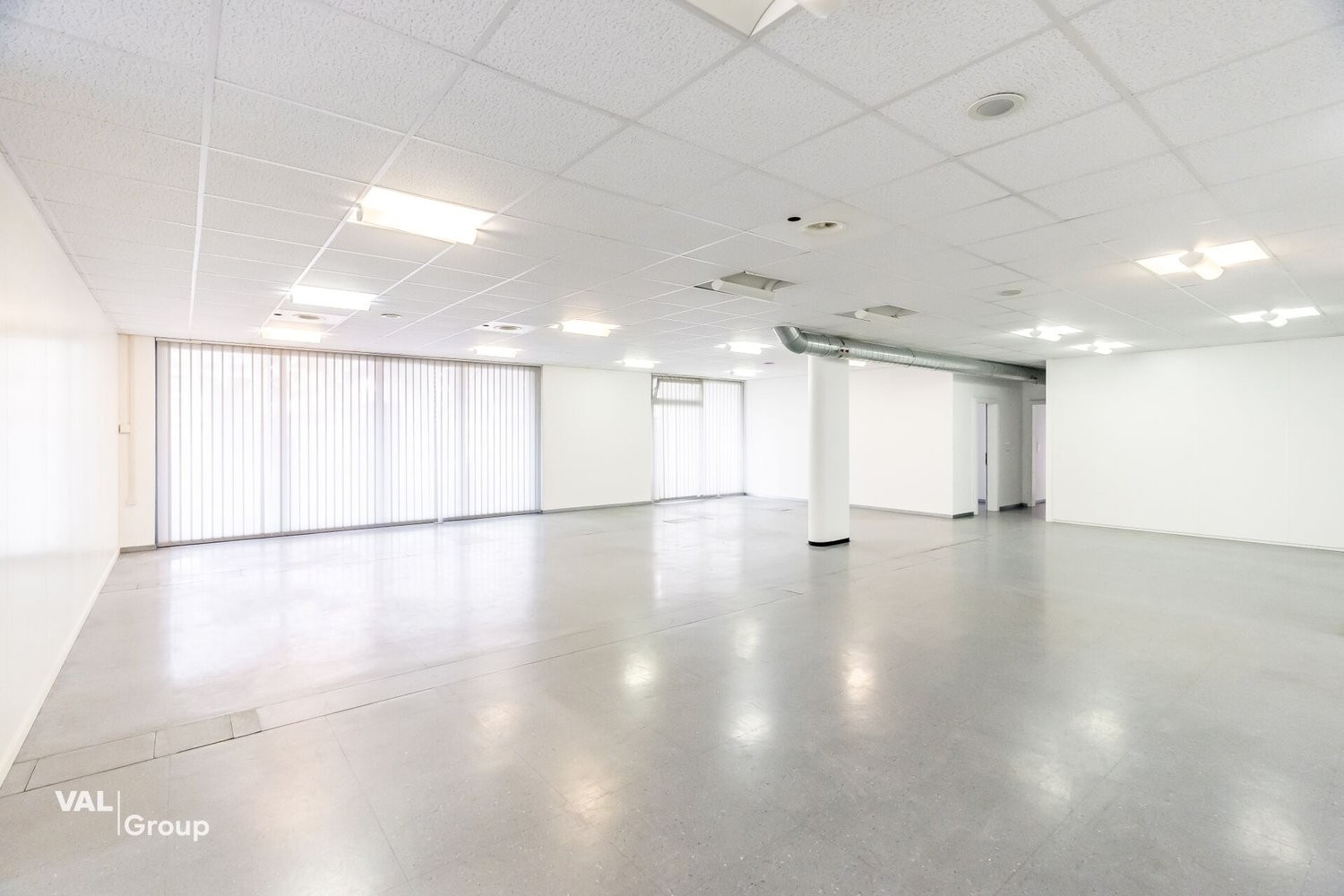 425m² bâtiment résidentiel / commercial, photo 3 sur 10