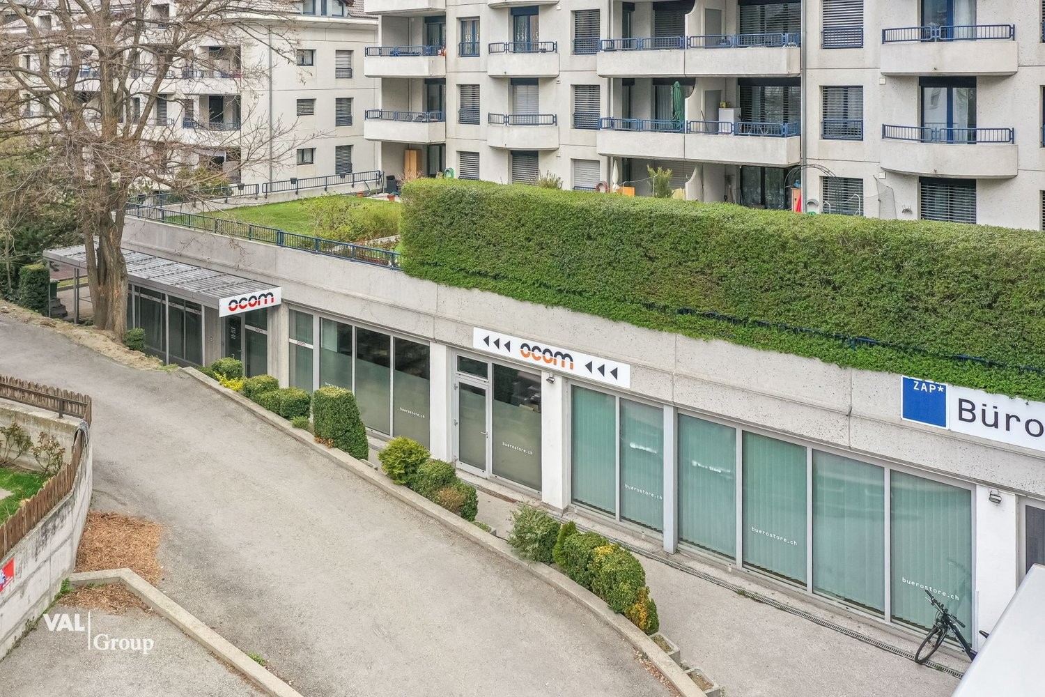 425m² bâtiment résidentiel / commercial, photo 7 sur 10