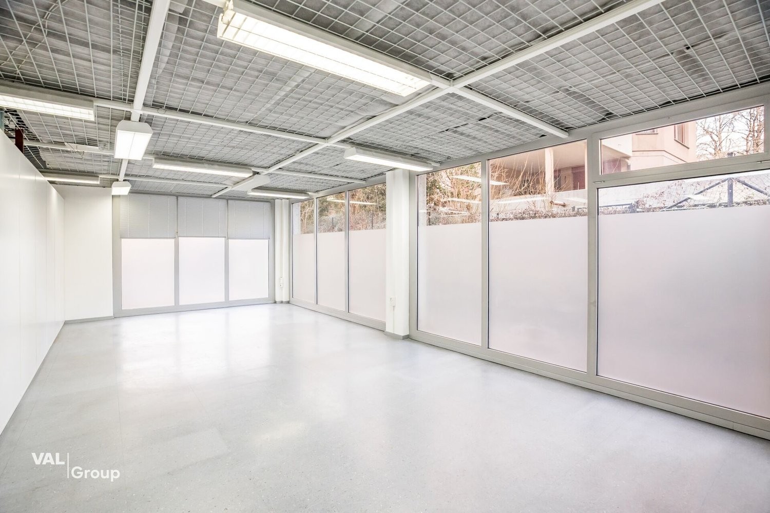 425m² bâtiment résidentiel / commercial, photo 5 sur 10