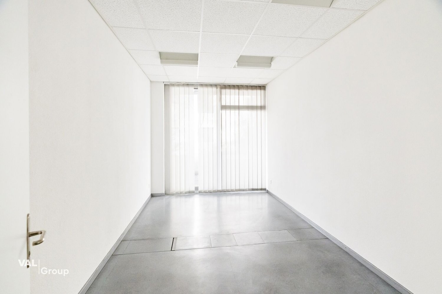 425m² bâtiment résidentiel / commercial, photo 6 sur 10