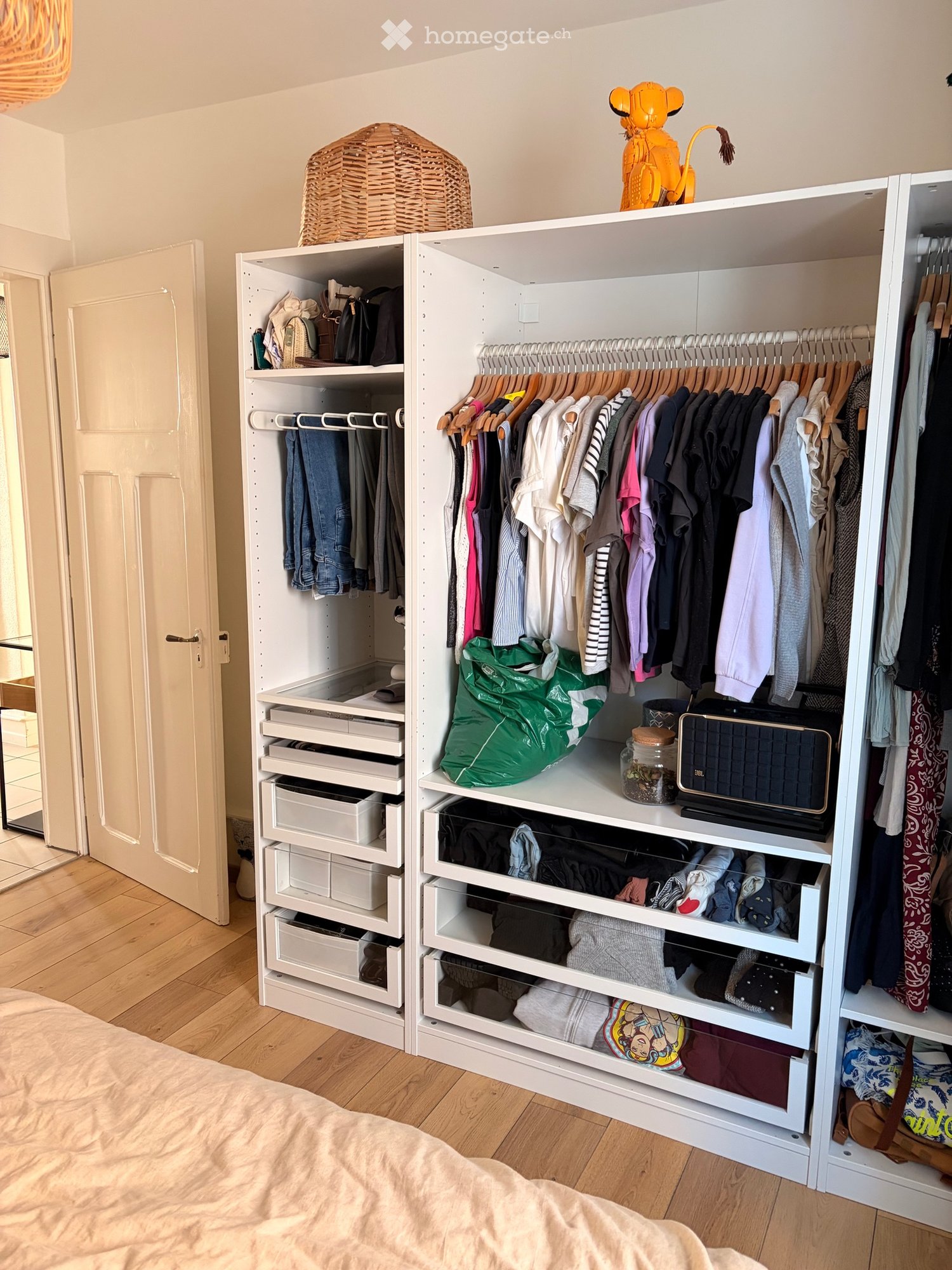 1 room single room