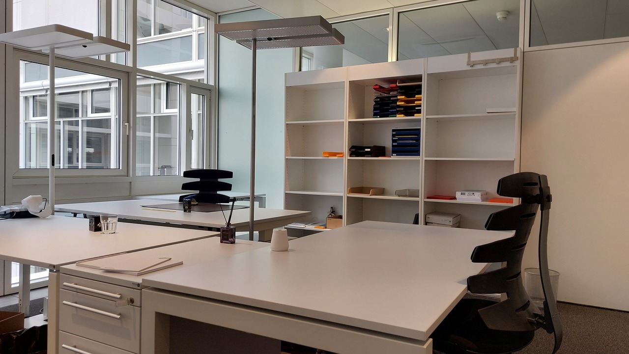 195m² office, photo 5 sur 9