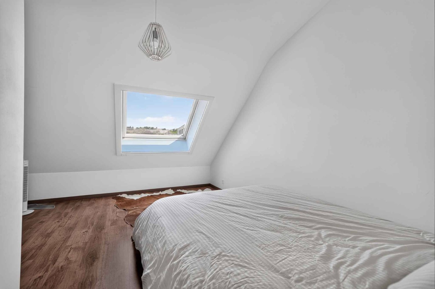 5 rooms attic flat