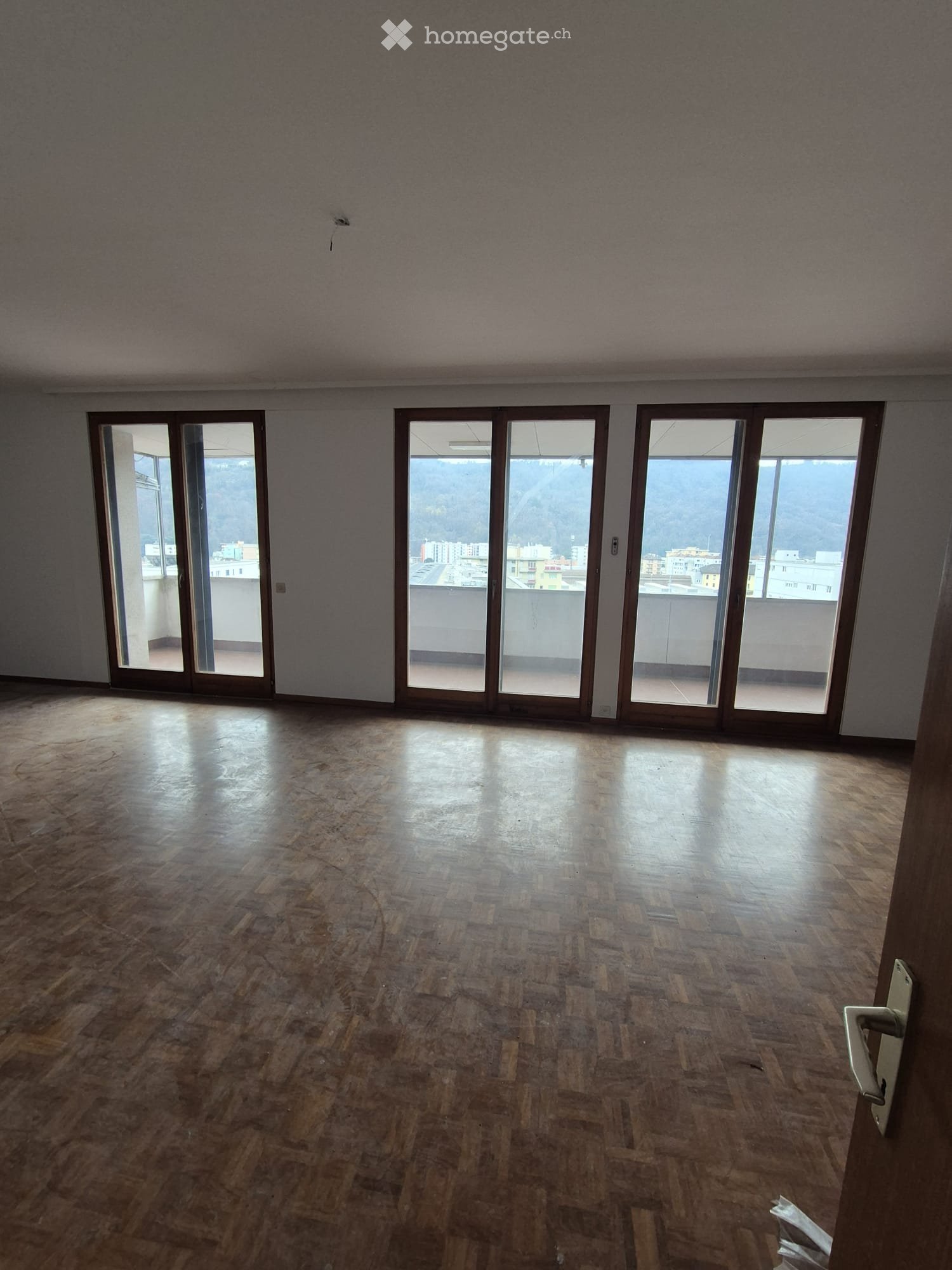 7 rooms apartment, photo 4 sur 5