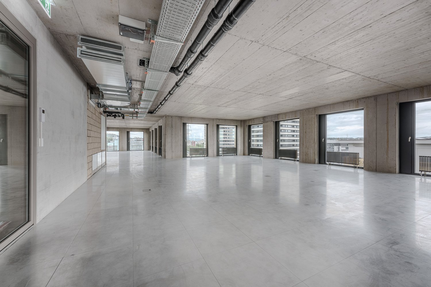179m² bureau