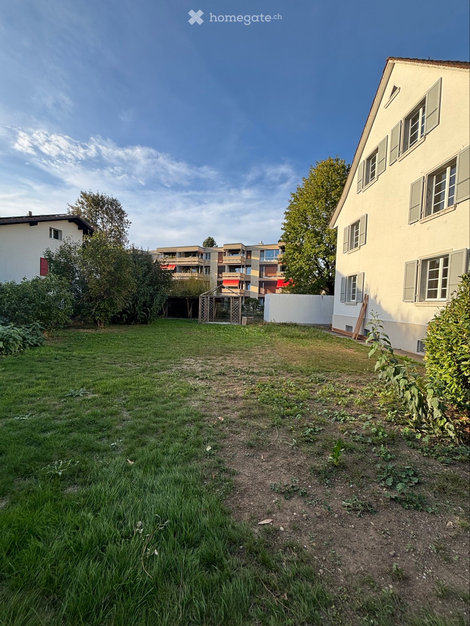 5 rooms apartment