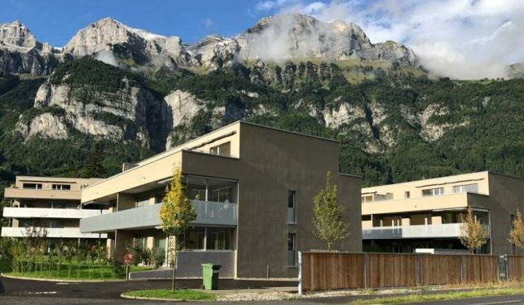 pièce de loisirs de 11m², photo 1 sur 2