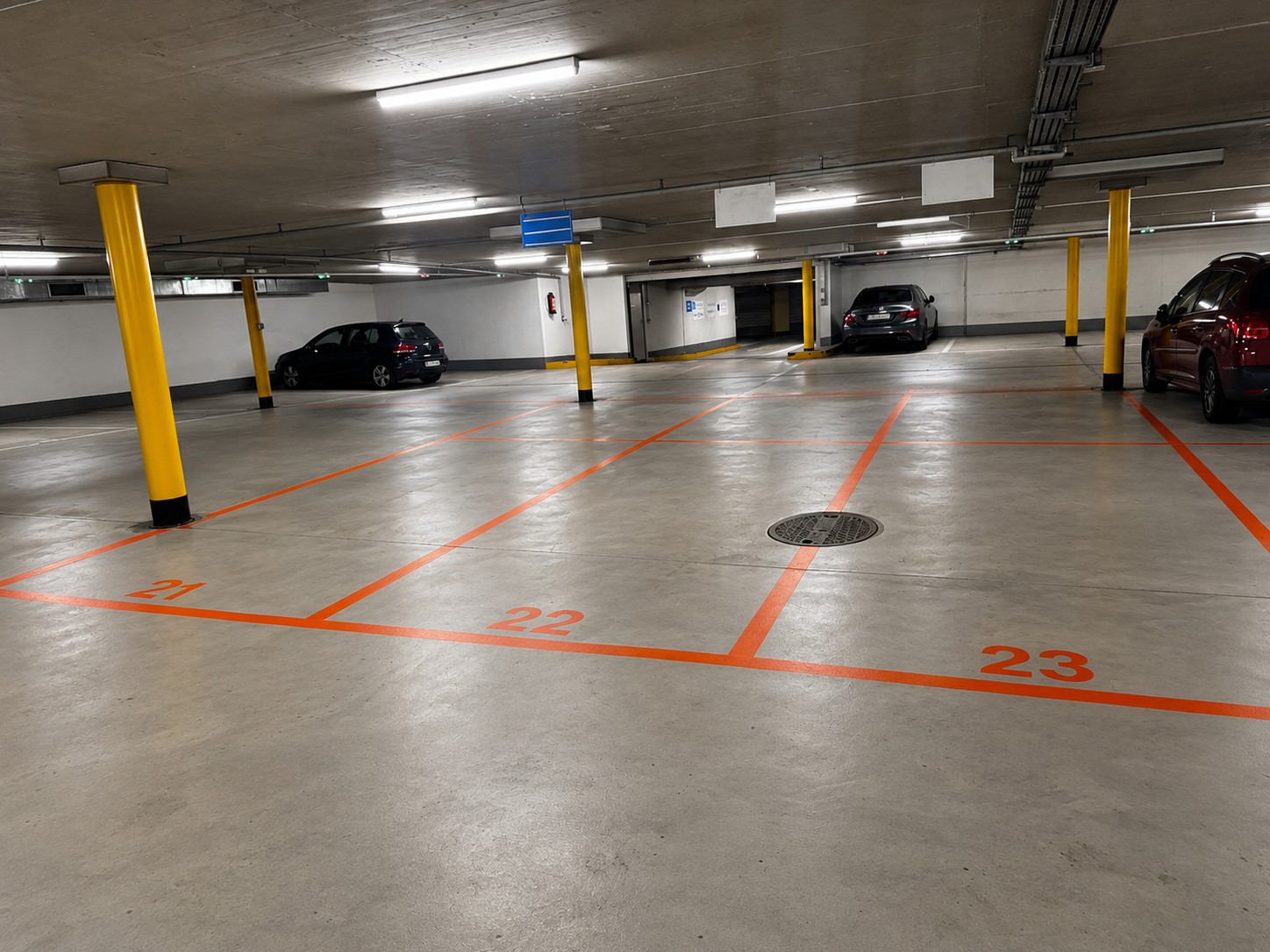 Place de parc souterrain, photo 1 sur 2