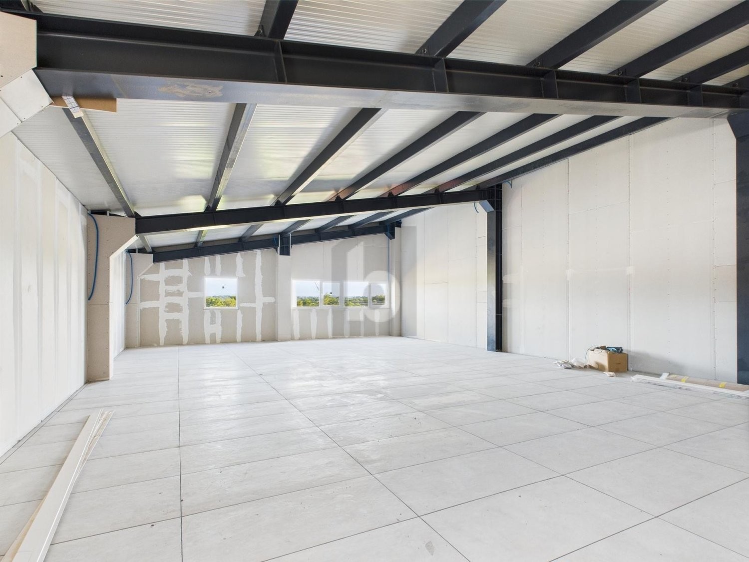 123m² bureau, photo 3 sur 4